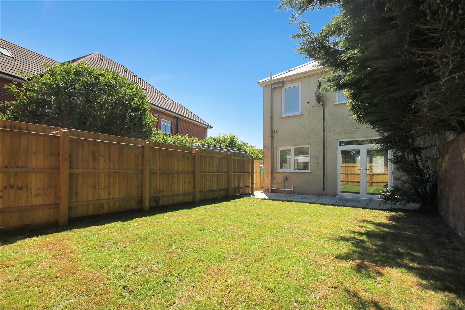 3 Bedroom House St. Clements Road, Poole